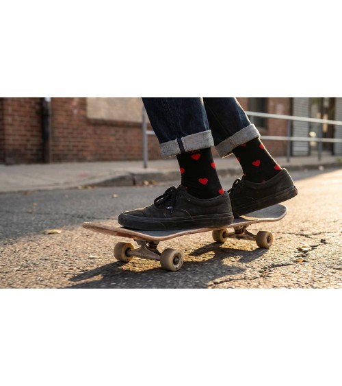 Herzen - Coole Socken aus Bio Baumwolle - Schwarz Alfredo Gonzales socke kuschelsocken für damen lustig herren farbige coole ...