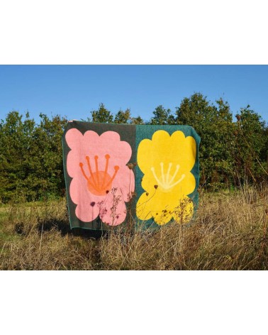 Plaid Bloom - Couverture en laine, couvre lit Donna Wilson un plaid cocooning couverture chaude douce plaide lit