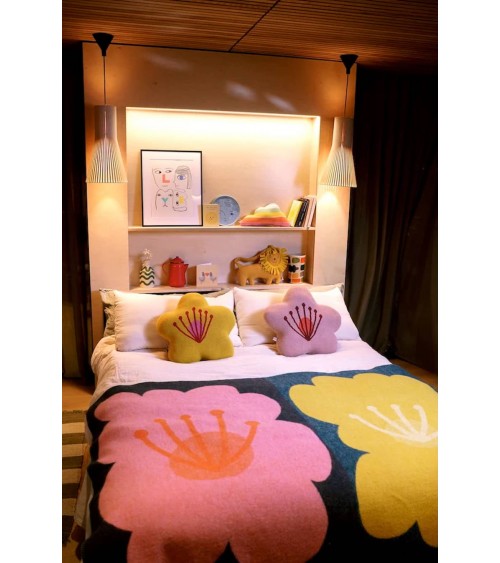 Plaid Bloom - Couverture en laine, couvre lit Donna Wilson un plaid cocooning couverture chaude douce plaide lit