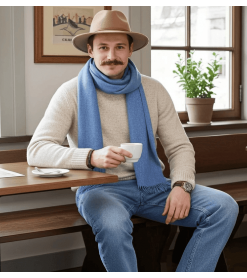 PLAIN Marine Blue - écharpe bleue en laine merinos Bronte by Moon luxe pour femme homme Suisse Kitatori