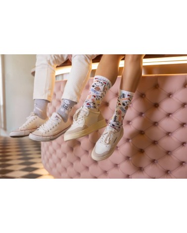 Be Snoopy Urban - Calzini bianchi in cotone bio Besocks calze da uomo per donna divertenti simpatici particolari