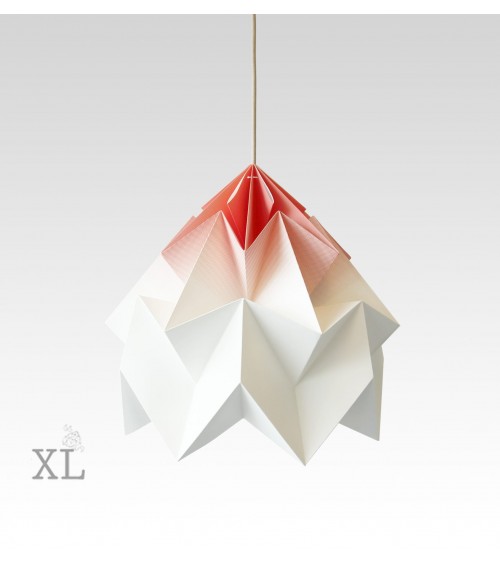 Moth XL Dégradé Corail - Suspension luminaire design Studio Snowpuppe lampes suspendues design lustre moderne salon salle à m...