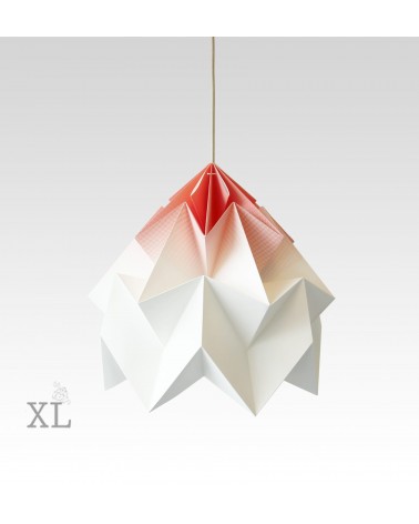 Moth XL Dégradé Corail - Suspension luminaire design Studio Snowpuppe lampes suspendues design lustre moderne salon salle à m...