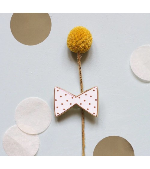 Pin's - Noeud Á Pois My Lovely Thing pins rare métal originaux bijoux suisse