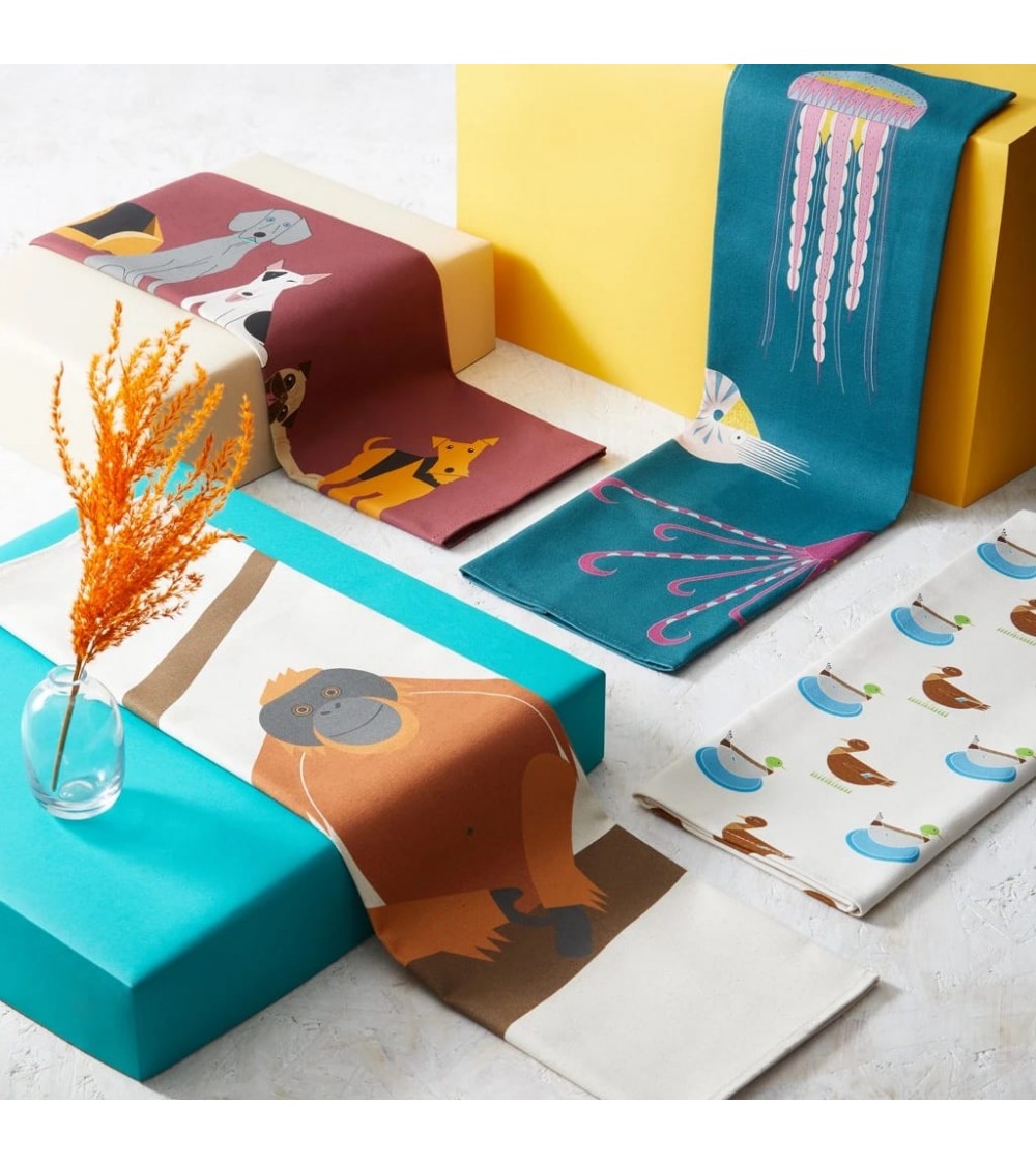 Hundefreunde - Rosa - Geschirrtuch, Küchentuch Ellie Good illustration geschirr küchen tücher kaufen schöne modern küchenhand...