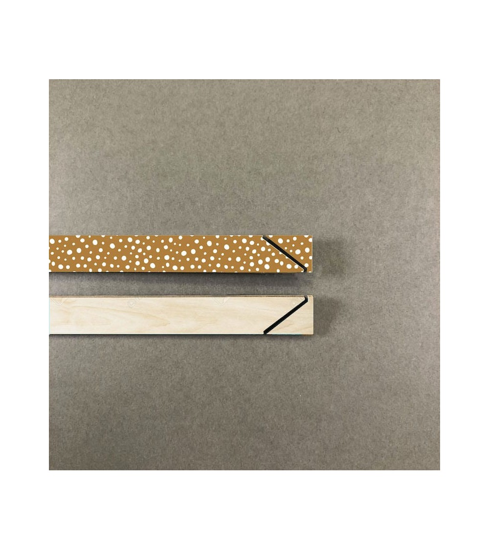 Poster Hanger A4 - Brown with white dots - Wood Hippstory Wall Art & Decor design switzerland original