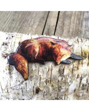 Sleeping fox - Wooden brooch Fen & Co broches and pins hat pin badges collectible
