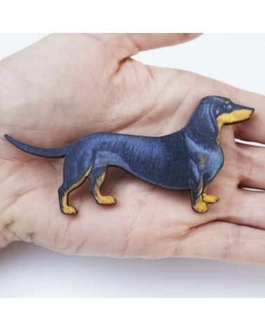 Brooch - Dachshund black and tan Fen & Co broches and pins hat pin badges collectible